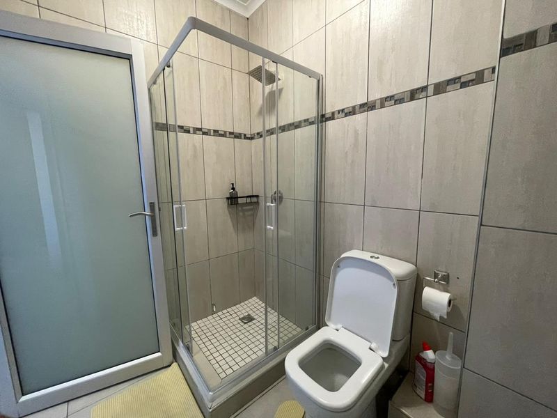 MODERN 2 BEDROOM FULLY FURNISHED APARTMENT FOR SALE IN KLEIN WINDHOEK: CITY PLAZA - Photo 2