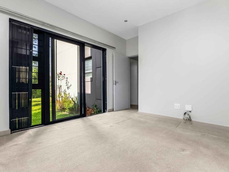 Superb 3 Bedroom 2 Bathroom Garden Unit For Sale in Broadacres - Photo 10