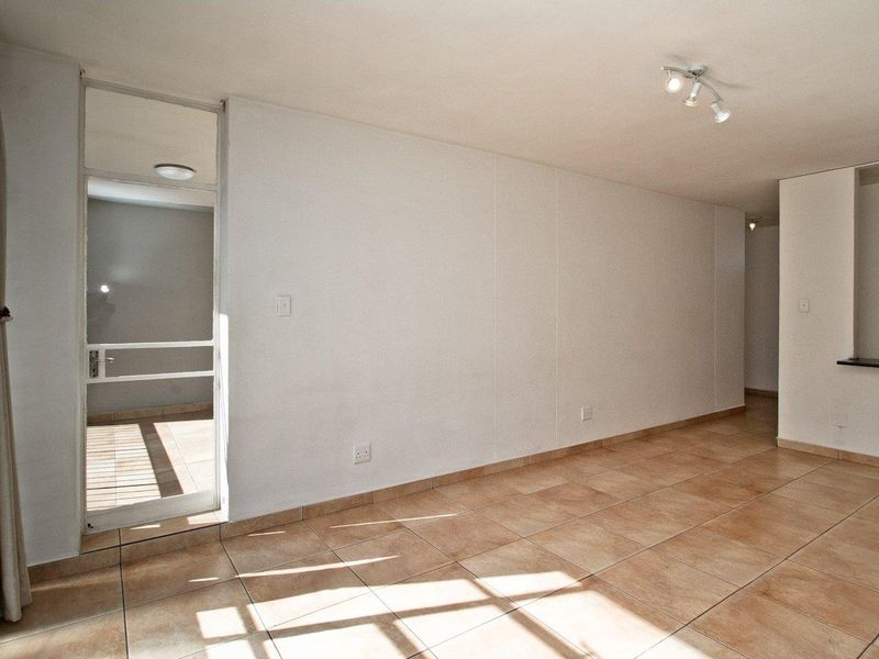 Where Convenience Meets Comfort! - Photo 6