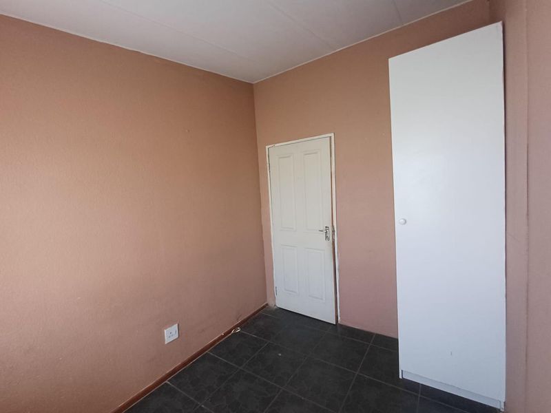 A cozy 3 bedroom Townhouse! - Photo 6