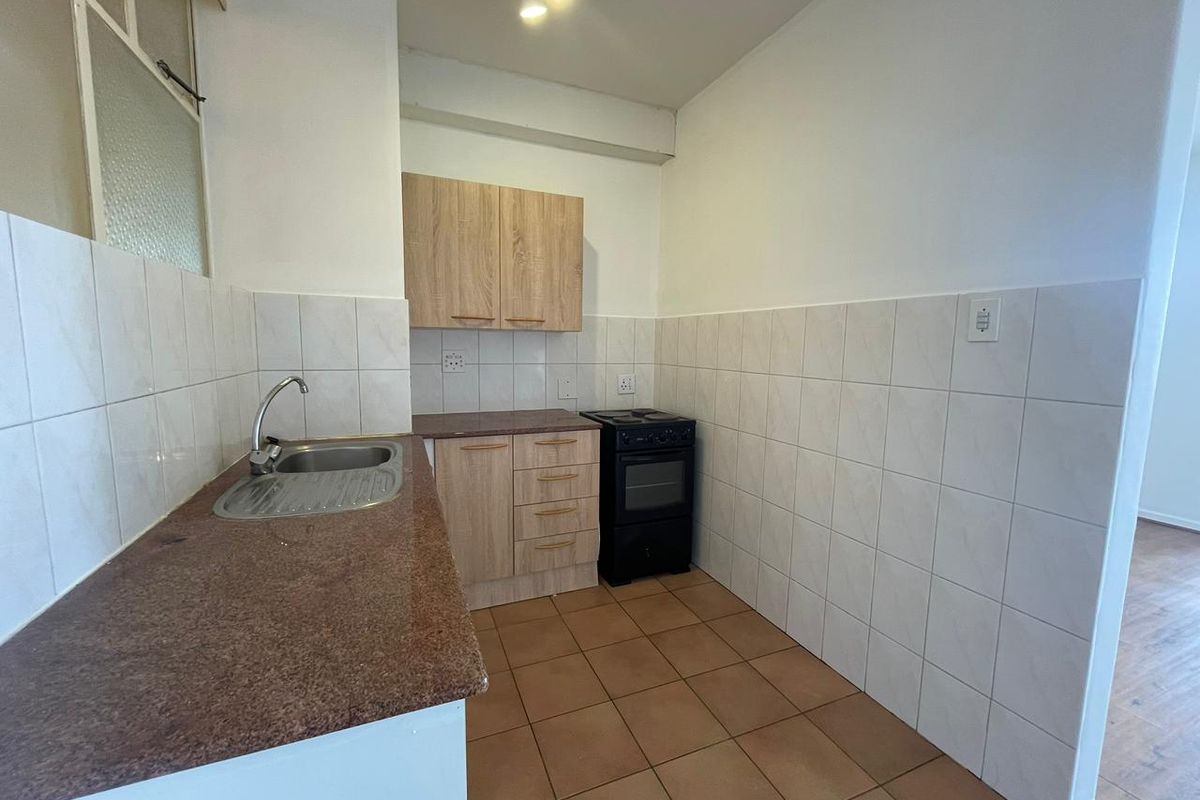 Step into this stylish bachelor 401 Illovo Mews - Photo 4