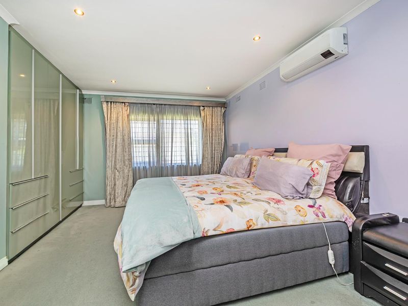 Stylish Family Living in the Heart of Panorama - Photo 10