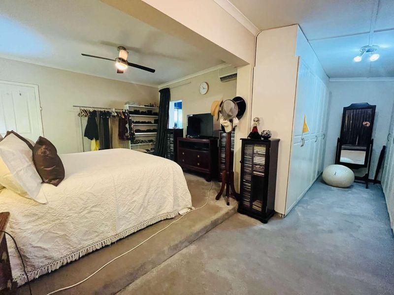 Hendra - Glen Hills home with 2 additional dwellings - Great income potential ! - Photo 9