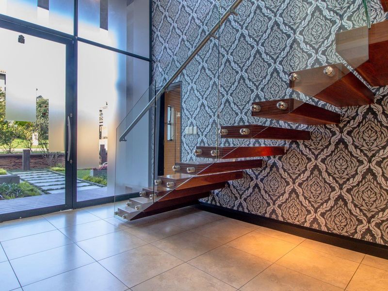 Waterfront Elegance in Ebotse: Your Dream Home Awaits! - Photo 4