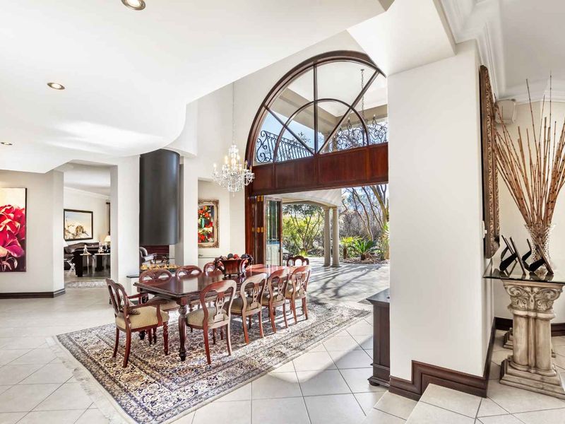 IMPRESSIVE, OPULENT LIFESTYLE ON THE RIVER - Photo 8