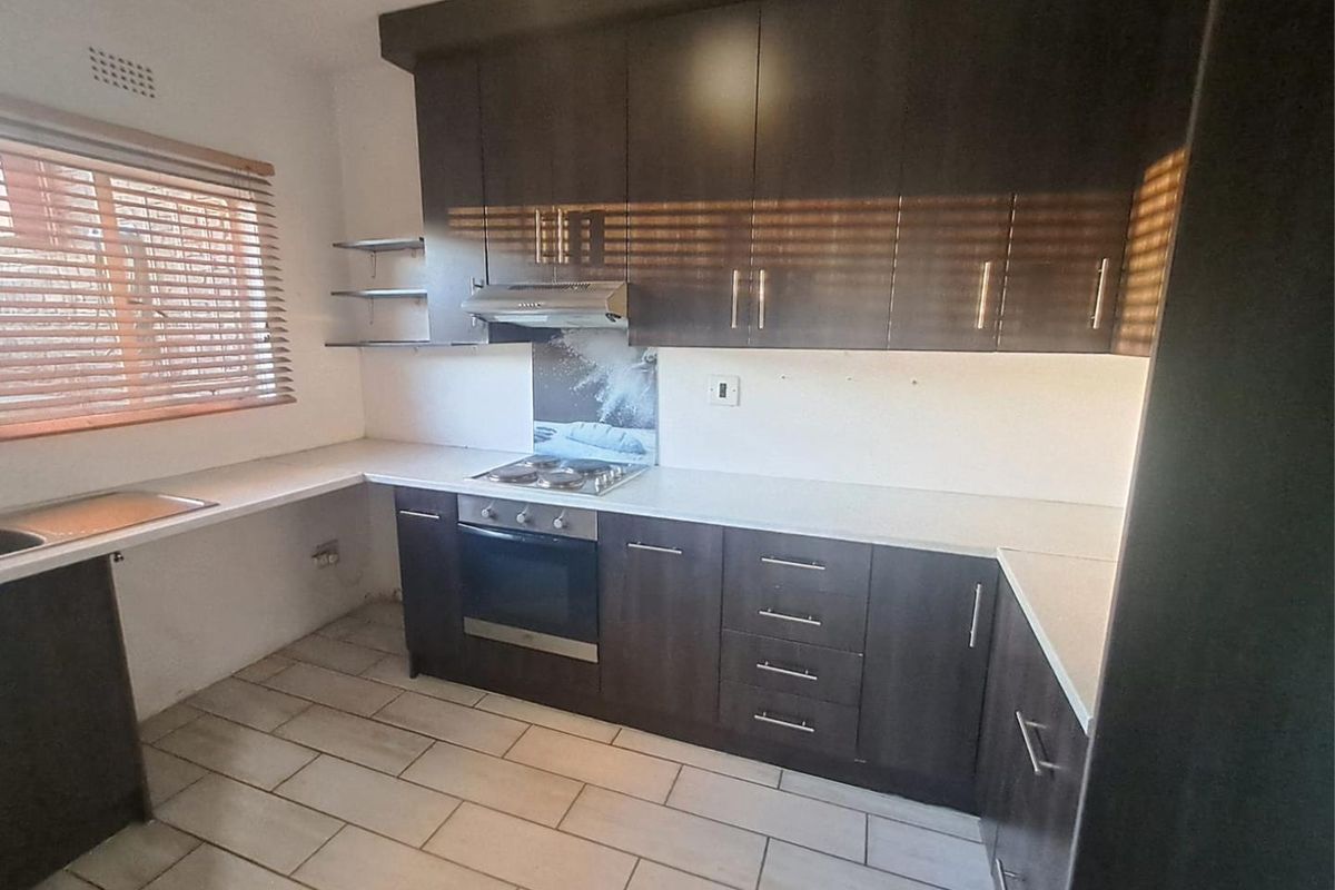 2 Bedroom Townhouse for sale in Albemarle - Photo 2