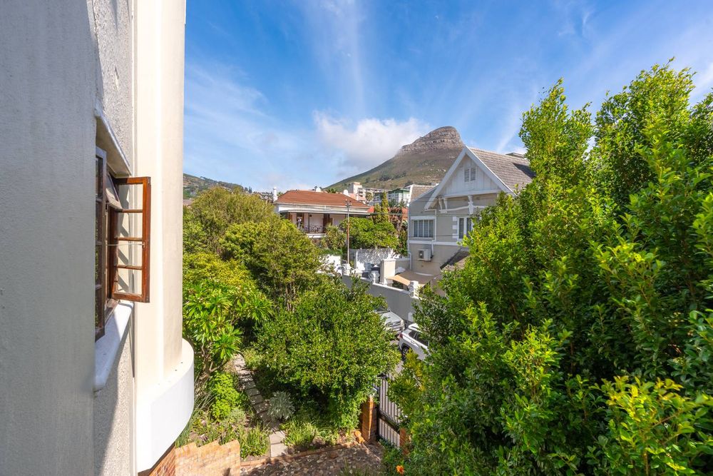 Views of Lions Head from Balcony as well as Living room 