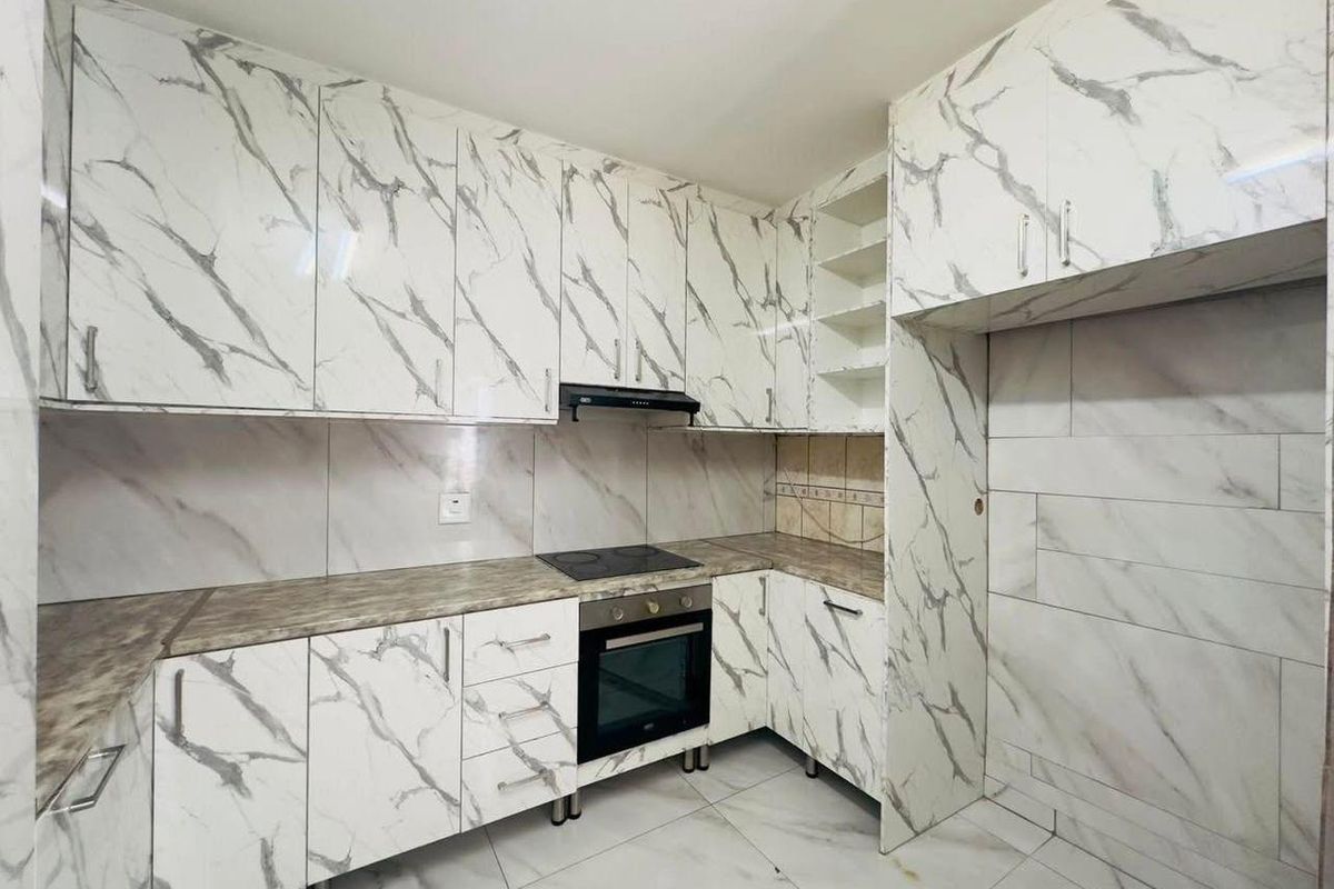 3 Bedroom House for Sale - Photo 4