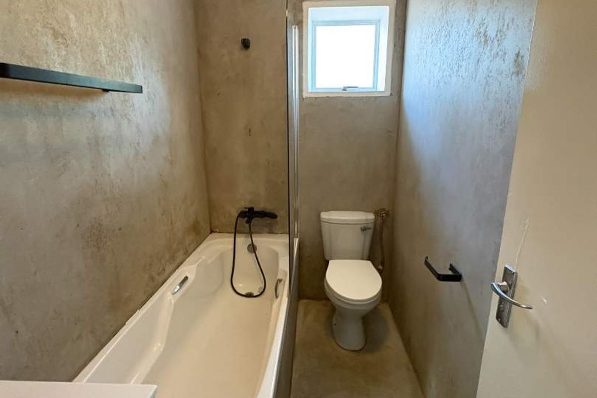 3 Bedroom Double Storey Investment Property – Tenant in Place - Photo 3