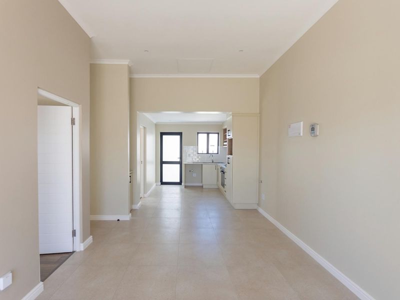 Brand-new 2-bedroom home in Villa Del Mare, Langebaan. - Photo 3