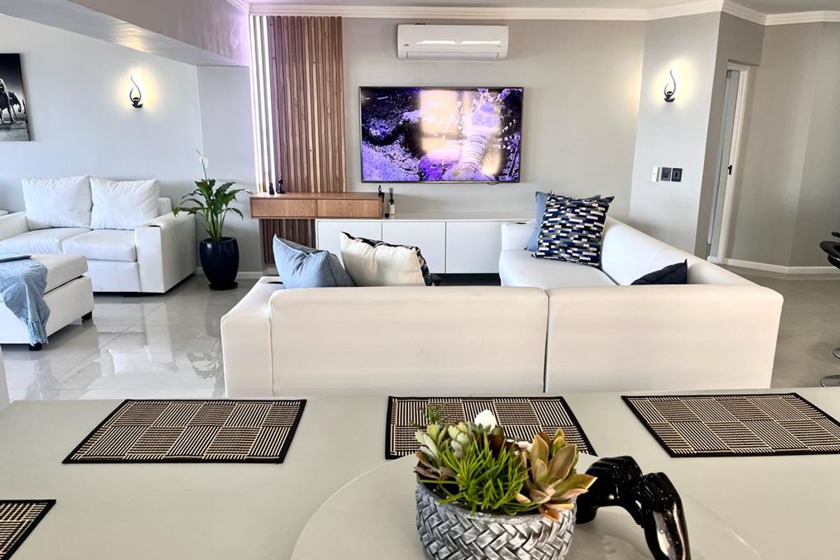 Modern, Fully Revamped Apartment With Uninterrupted Sea Views – Simbithi Eco Estate - Photo 3