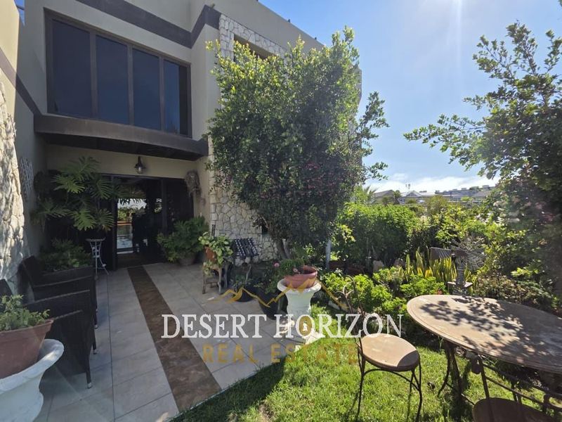 Swakopmund, Waterfront | Stunning Sea Views: Your Elegant Swakopmund Retreat For Sale - Photo 3