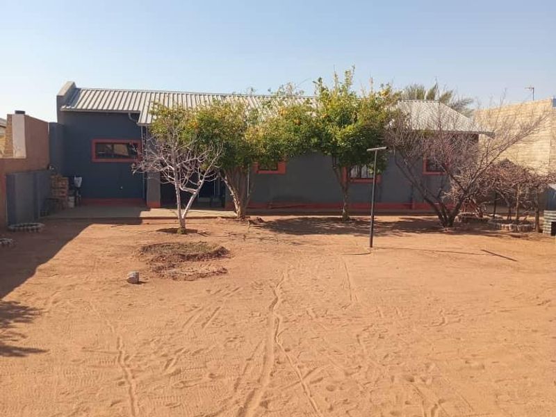 Three Bedroom House in Block G Rehoboth for Sale - Photo 2