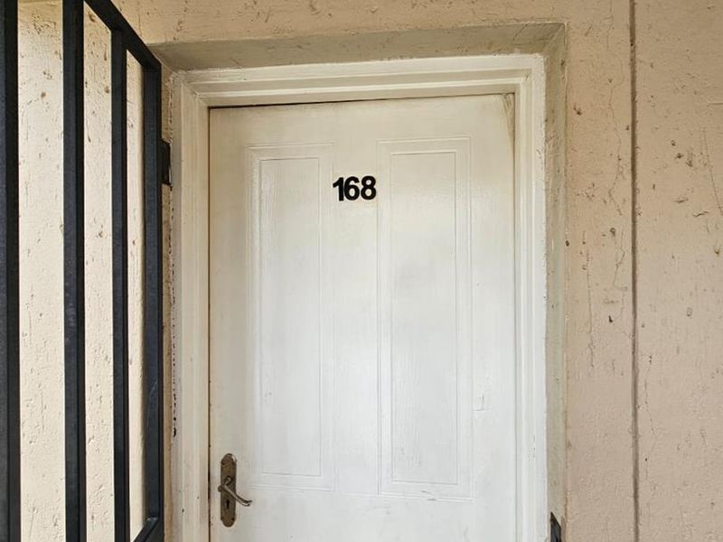 Prime Investment Opportunity in Park Square - Photo 2