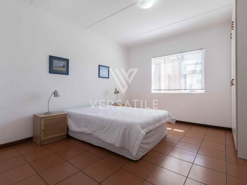 Townhouse For Sale - Photo 10