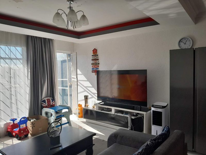Modern 2 Bedroom Apartment for sale Linmeyer - Photo 3