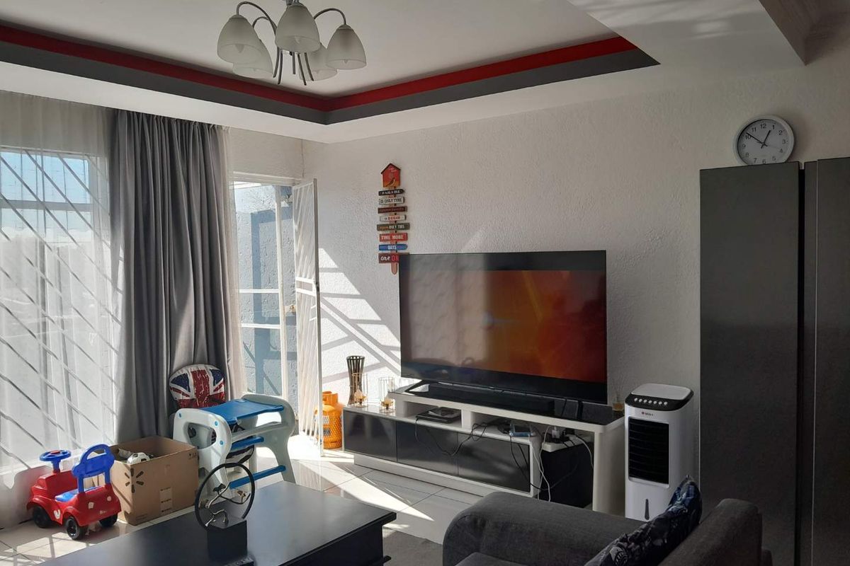 Modern 2 Bedroom Apartment for sale Linmeyer - Photo 3