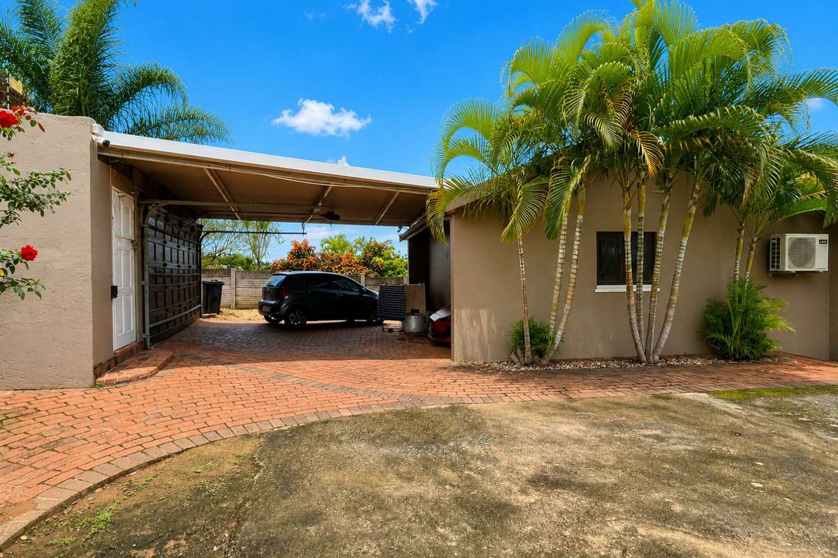 Hendra Estates - Stunning Family Home For Sale In Glen Anil - Photo 4