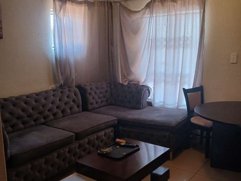 Move-inn ready - Photo 7