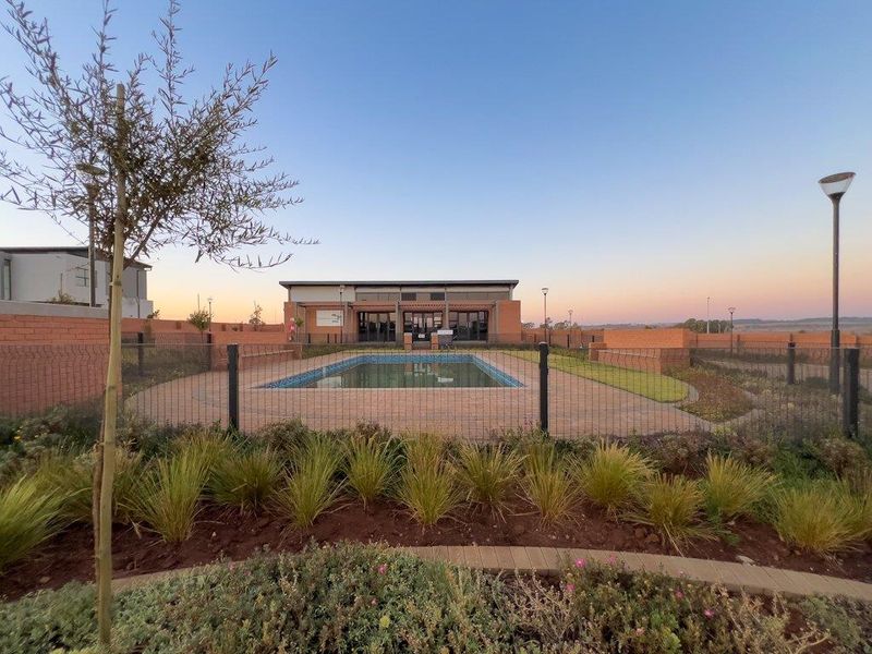 Future-Proof Living in One of Gauteng’s Most Established Estate Communities. - Photo 5