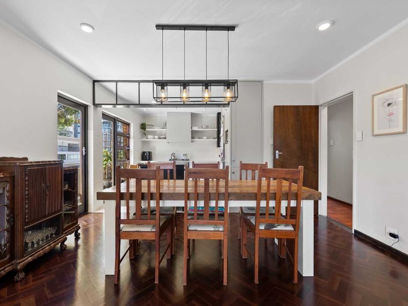 Sleek 3-Bedroom Apartment on Marais Road, Sea Point - Photo 6