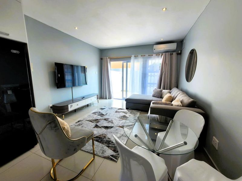 Modern Fully Furnished Two-Bedroom Duplex for Rent – Blackburn Road - Photo 2