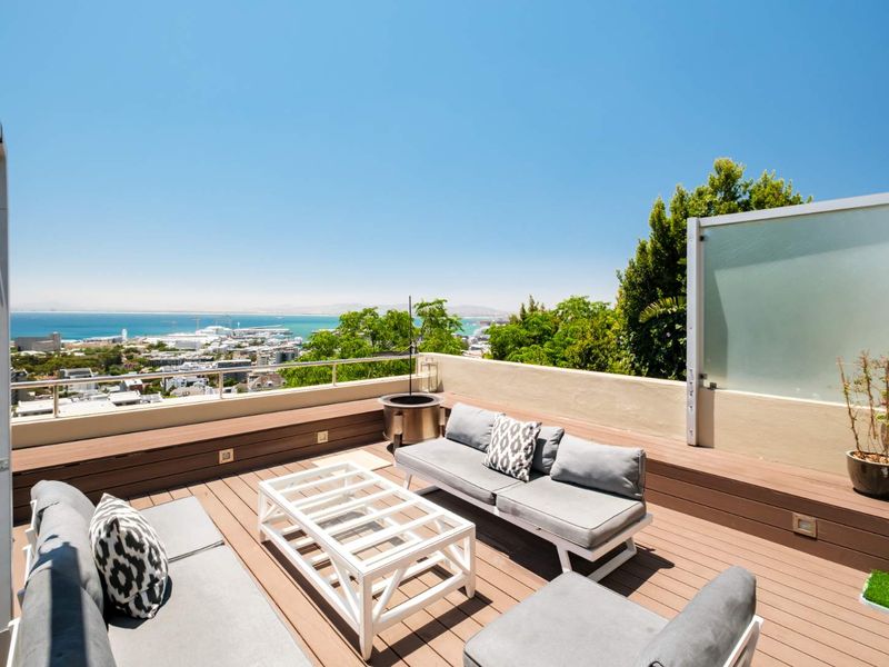 Panoramic Ocean Views in Pet Friendly Apartment! - Photo 6