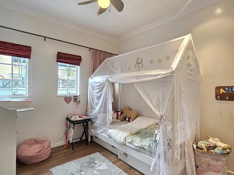 TO LET – Modern Executive Home in Ludwigsdorf | Fully Furnished - Photo 9