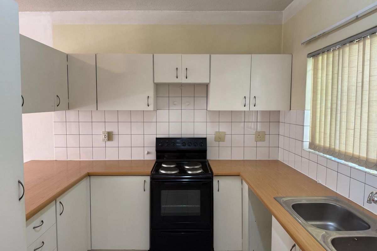 Bright 2-Bed Apartment with Balcony - Photo 3