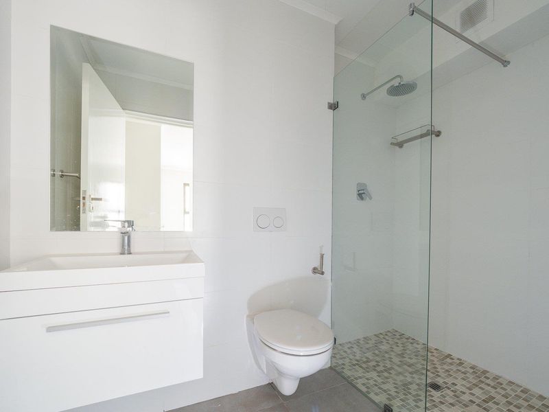 North-Facing 2-Bedroom Apartment with Mountain Views at Madison Place - Photo 9