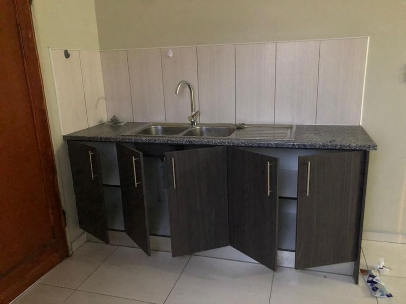 House for sale - Photo 4