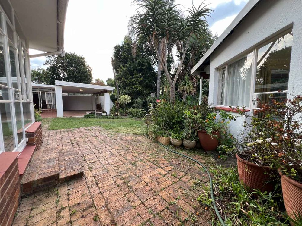 Doors outside main bedroom 