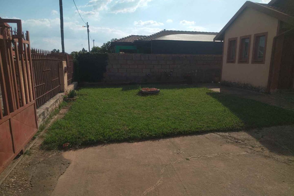 3 bedrooms house for sale in Soshanguve XX - Photo 2