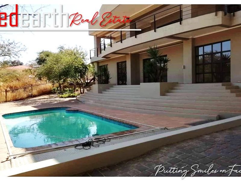 “A Feel Good Family Home Amongst Leafy Serenity” - Photo 3