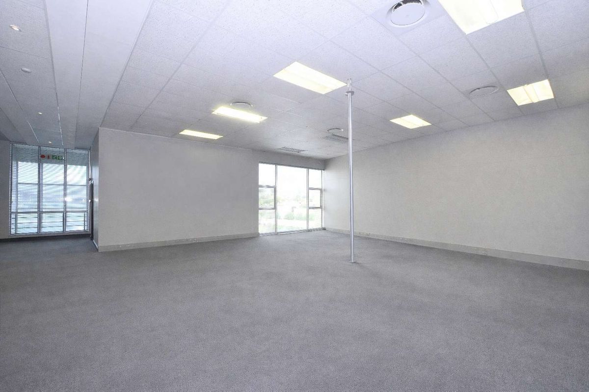 Commercial Office Space available - TO LET in Dal Josafat - Photo 5