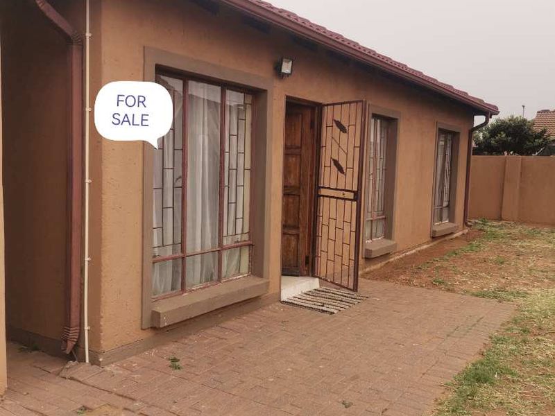 3 Bedroom House For Sale in Vanderbijlpark CE 7 - Photo 2
