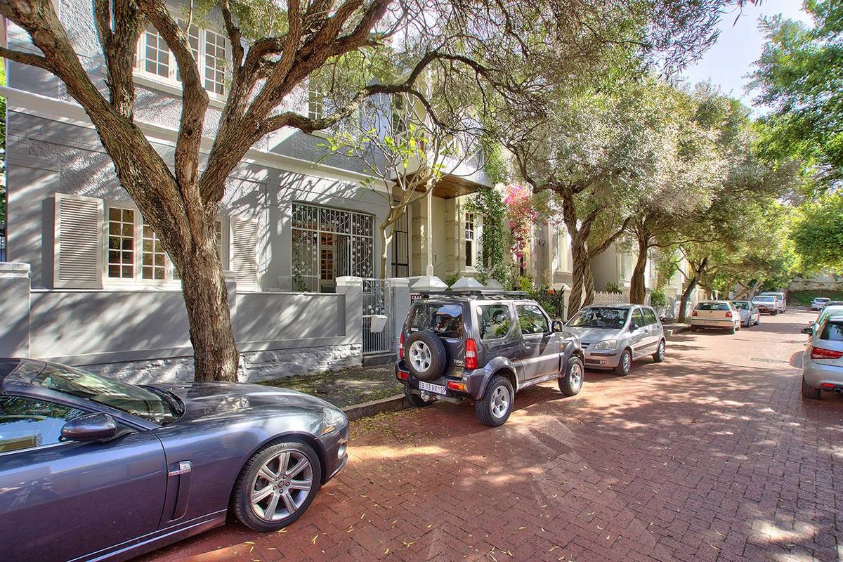 Elegant Georgian House in Oranjezicht - RARE OPPORTUNITY - Photo 4