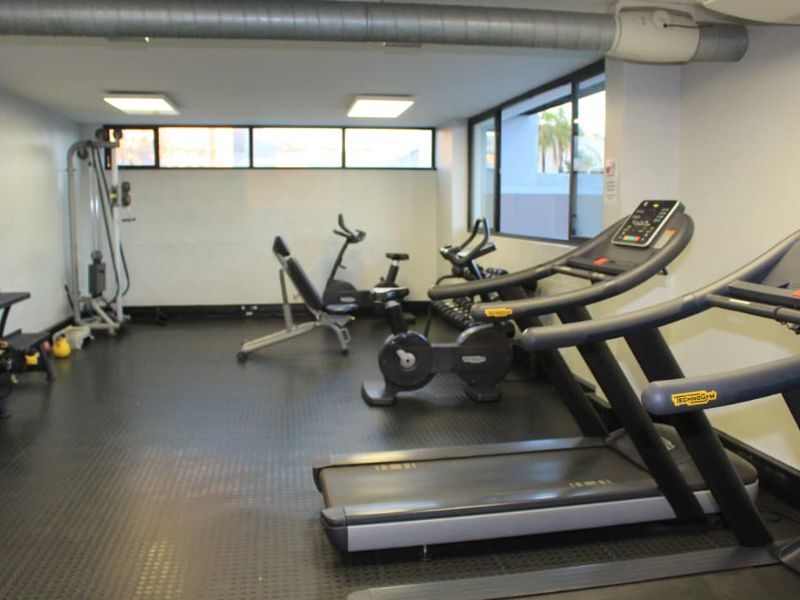 To Let CBD area short rentals - Photo 5