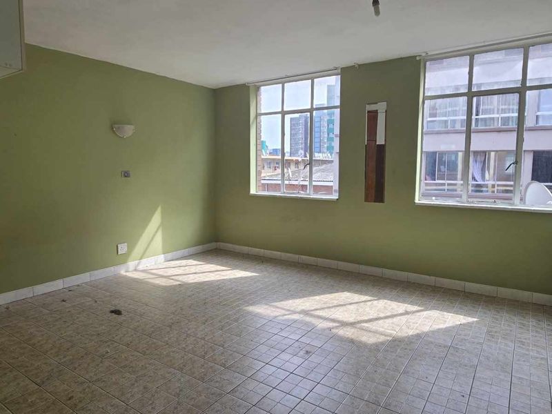 Start Here - Affordable and Central - Photo 2