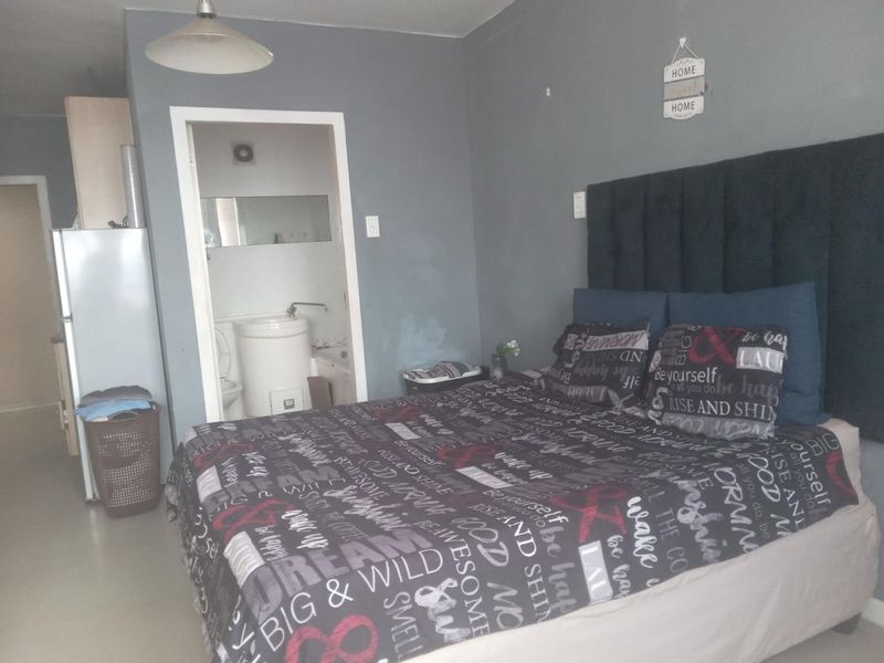 Bachelor Apartment For Sale In Berea Centre - Photo 2