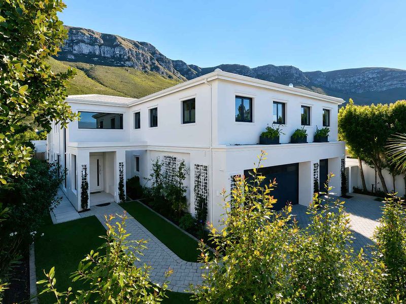 MAGNIFICENT PROPERTY IN HERMANUS HEIGHTS - Photo 5