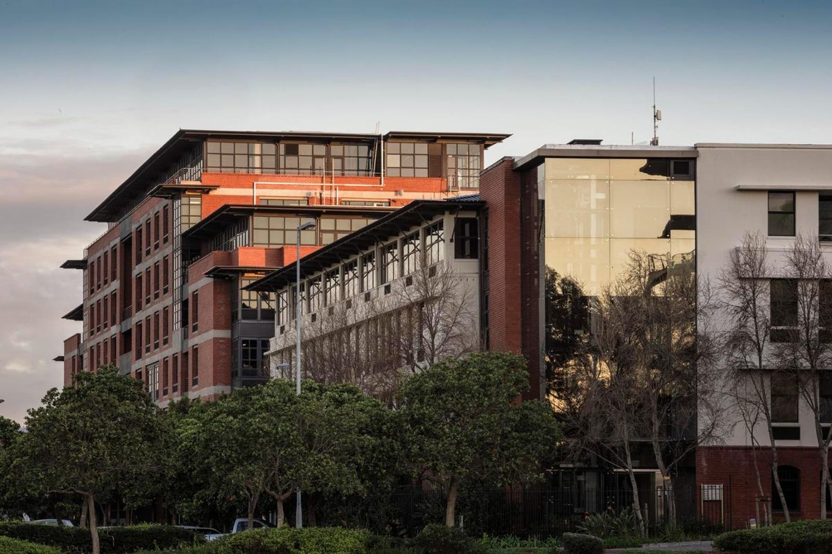 324m2  to Let | North Park Block D | Black River Park | Observatory - Photo 2