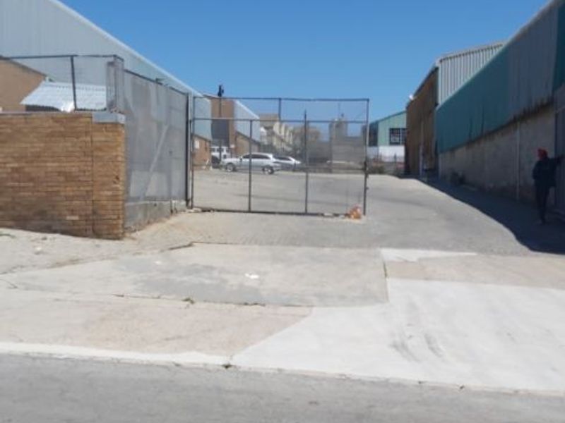 Warehouse/manufacturing/ Distribution unit to let in Sidwell. - Photo 9