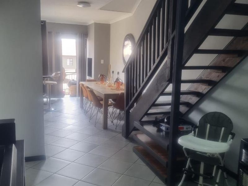 UNIT FOR SALE IN NORTON HOMES ESTATE - Photo 4