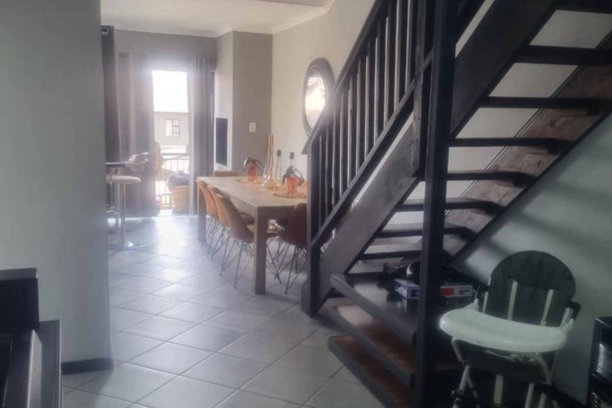 UNIT FOR SALE IN NORTON HOMES ESTATE - Photo 4