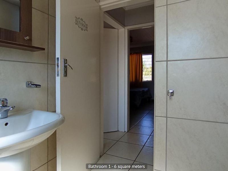 2 Bedroom Apartment in Andeon - Photo 10