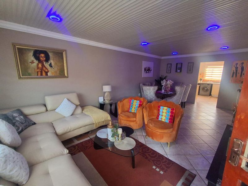 FAMILY AND PET FRIENDLY COMPLEX - LIEFDE EN VREDE - Photo 2