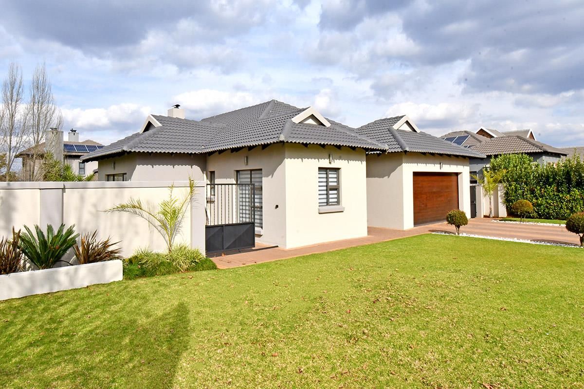 4 Bedroom Home To Rent in Midlands Estate,Midstream - Photo 3