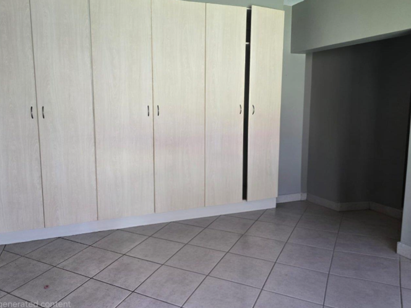 Best Value in Reyno Ridge – Family Home with Flatlet on 1 994m2 Stand - Photo 9