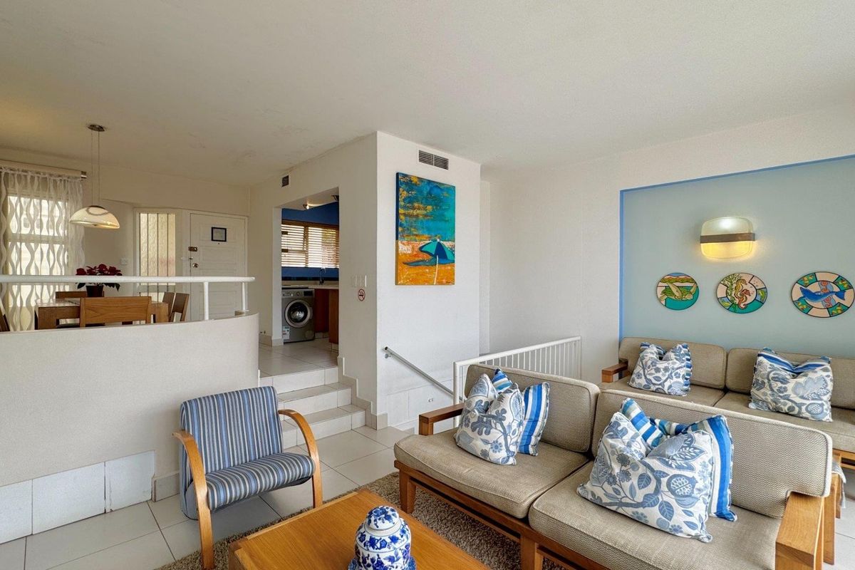 A furnished Townhouse in the heart of Umhlanga Rocks!!! - Photo 5